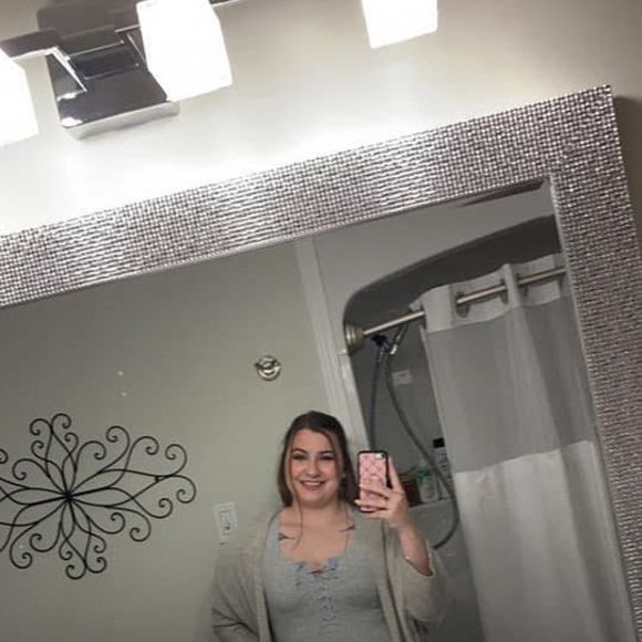 Meet your Posher, Chelsey - Picture 1 of 1